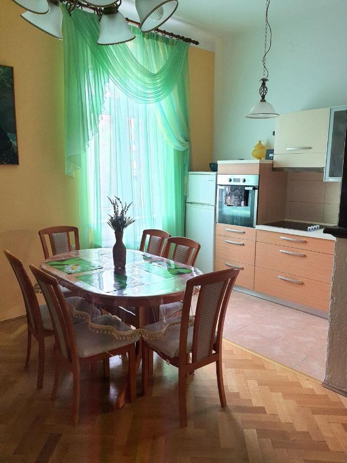 Family Apartment Center أوباتيا المظهر الخارجي الصورة